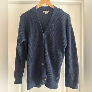 Orvis women’s cardigan navy medium